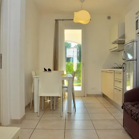 A Beautiful In A Quiet Area With Pool Bibione