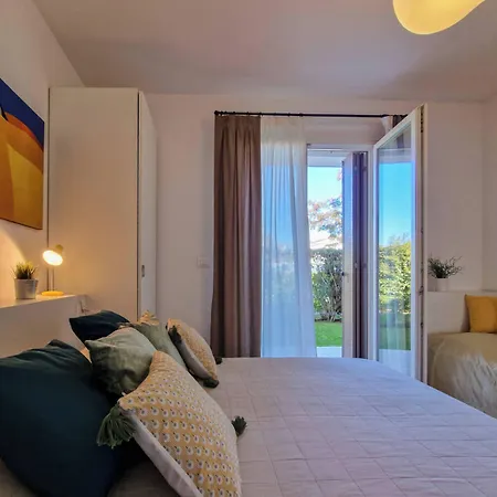 Wonderful With Pool Apartment *