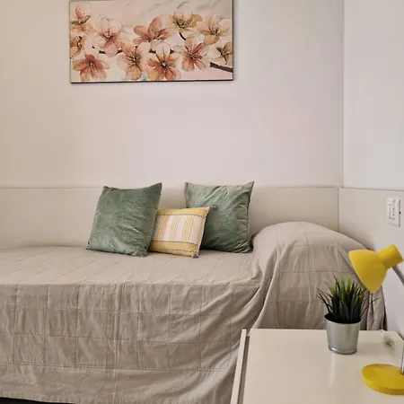 Apartment Wonderful With Pool Bibione