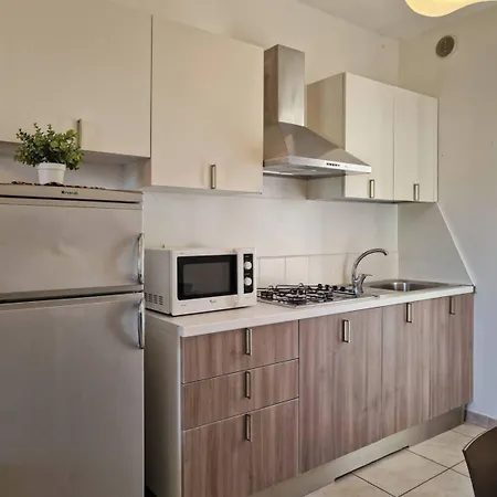 Wonderful With Pool Apartment *